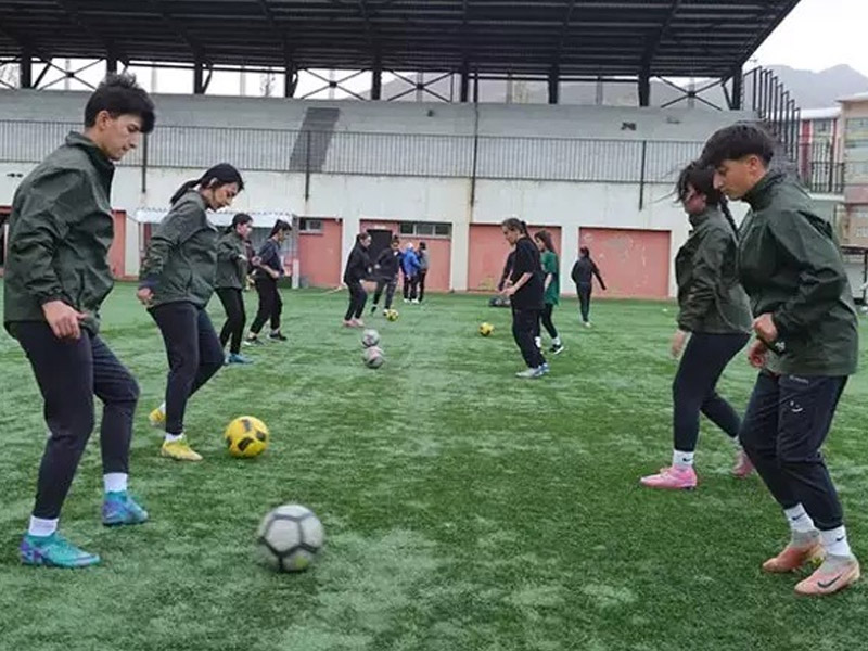 Hakkarili Kadın Futbolcuların Hedefi Süper Lig1
