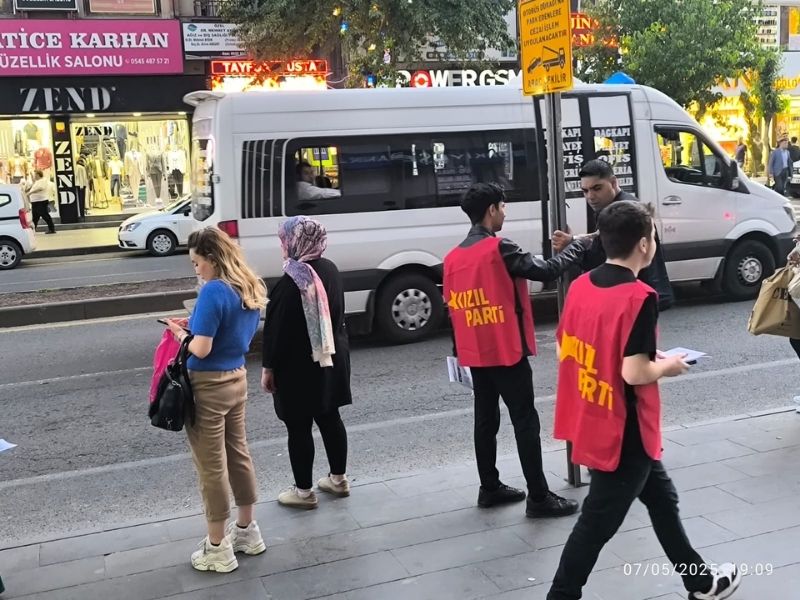 Kızıl Parti1