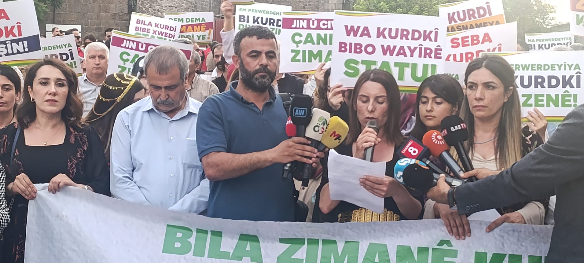 Kurt Dil Bayrami4