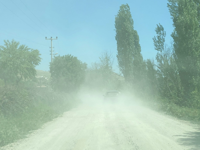 Mardin’de, Yıllardır Çözülmeyen Yol Sorunu Köylüyü Bezdirdi!2