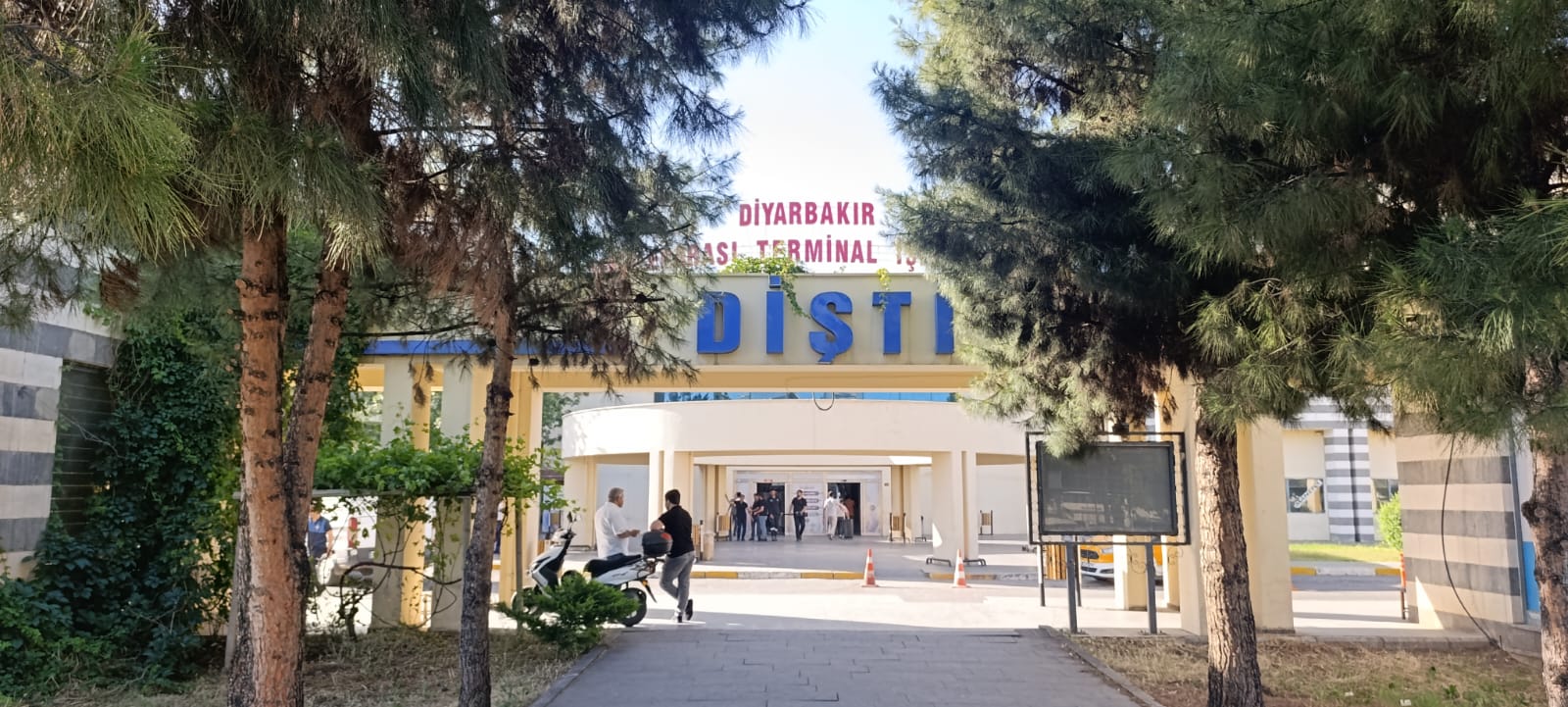 Diyarbakir Otogarinda Devrim4