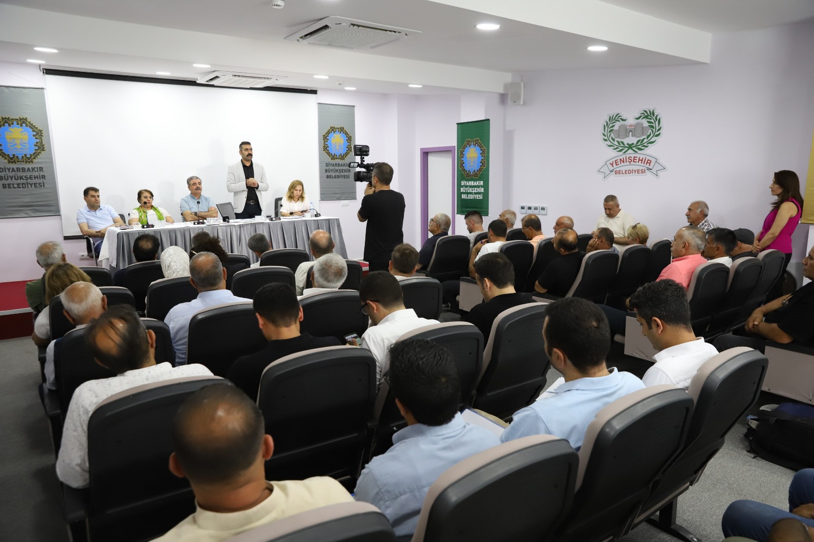 Diyarbakir Yenisehirde Muhtarlar Bulusmasi4