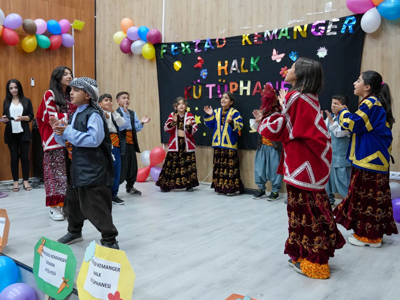 Diyarbakır’da Çocuk Ve Kadınlara Sertifika2