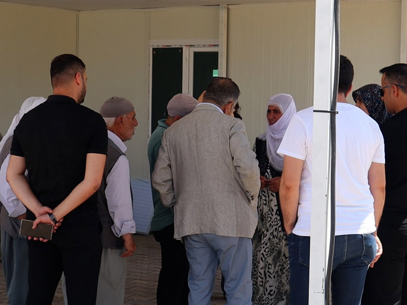 Diyarbakır’da Depremzedeler Isyanda!4