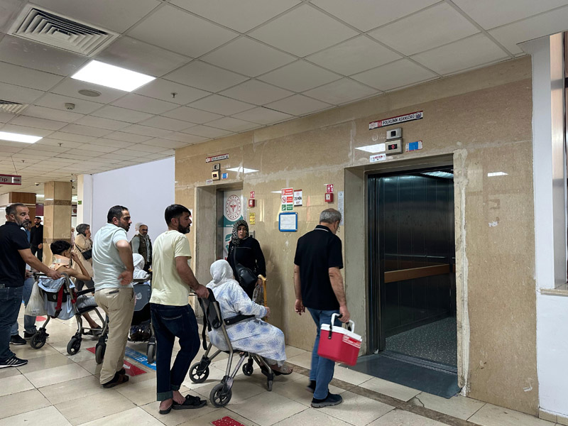 Diyarbakır’da Yoğunluğun Arttığı Hastane Alarm Veriyor3