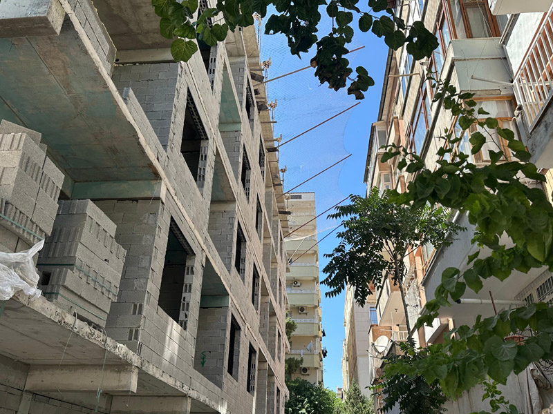 6 Günde 3 İş Ci̇nayeti̇2