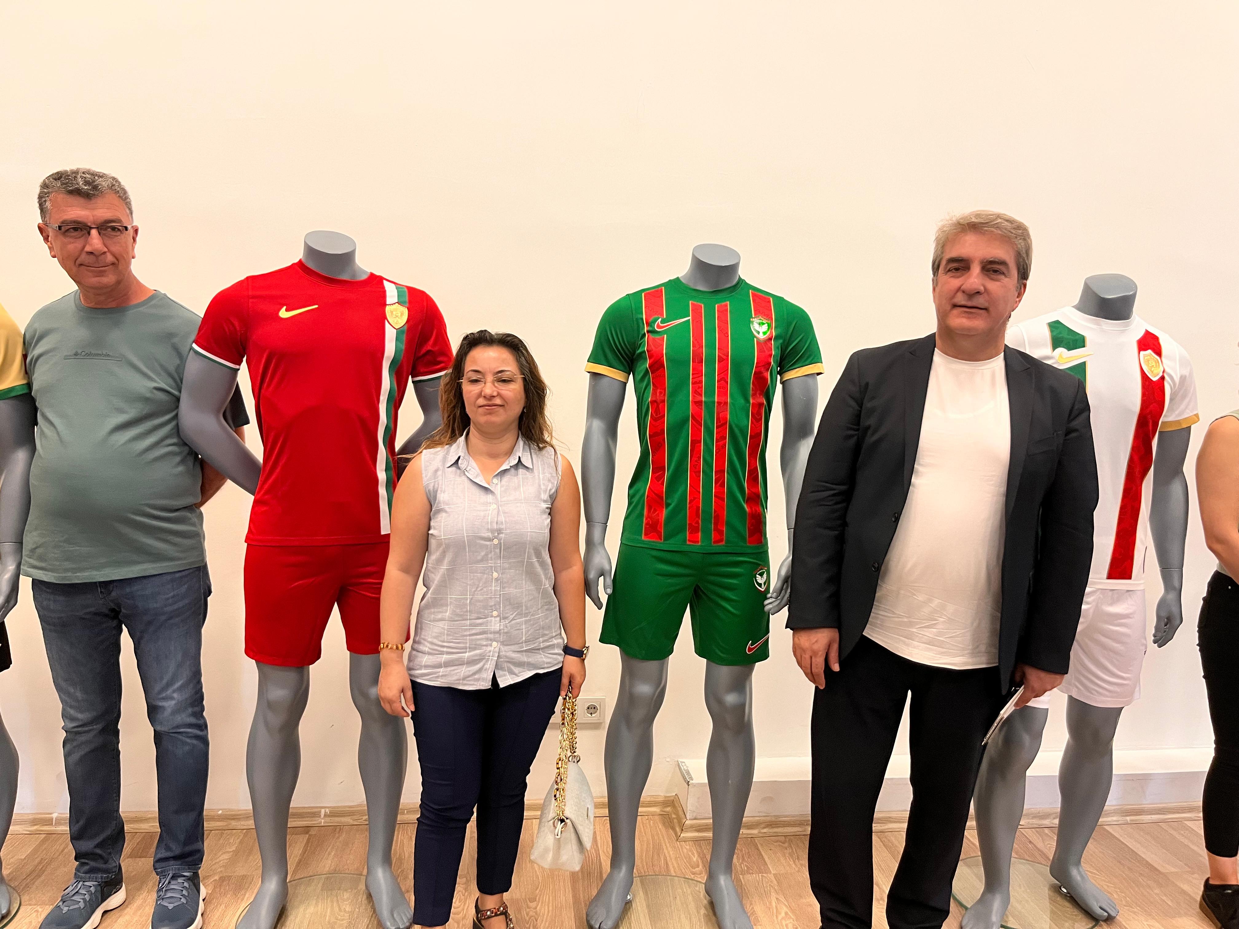 Amed Yeni Sezon Formalari2