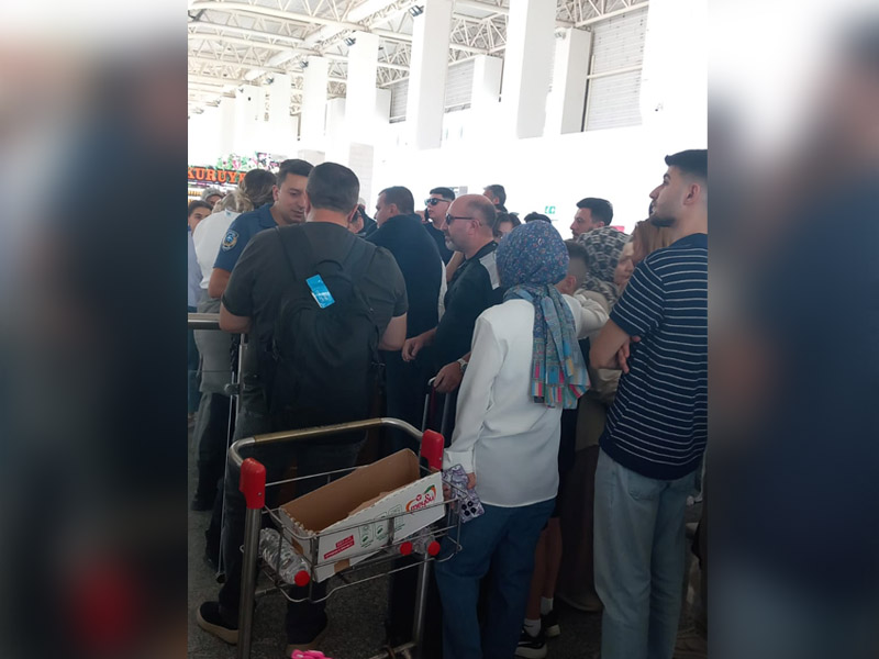 Diyarbakır Havaalanı'nda Kriz!2