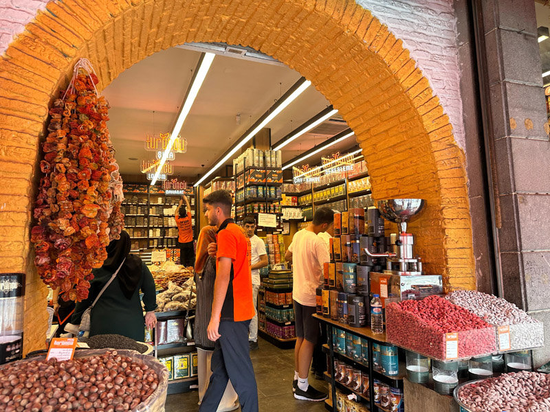 Diyarbakır’da Kavurucu Sıcaklar Esnafı Yaktı!3