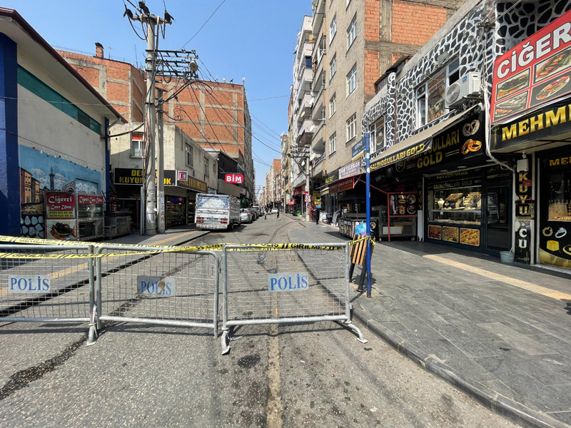 Diyarbakır’da Yıkımların Biri Bitti, Diğeri Başladı2