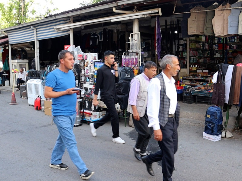 Diyarbakır’ın Peşmerge Pazarı Hala Ilgi Görüyor3
