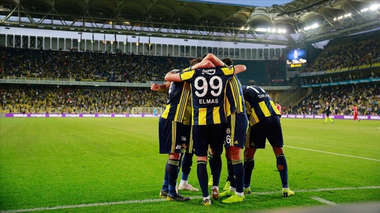 Ali Koç Fenerbahçe'den ayrıldı mı