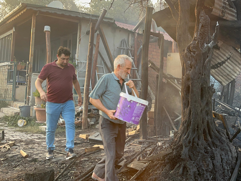 Alevlerin Ortasında Kalan 70 Yaşındaki Adam O Anları Anlattı