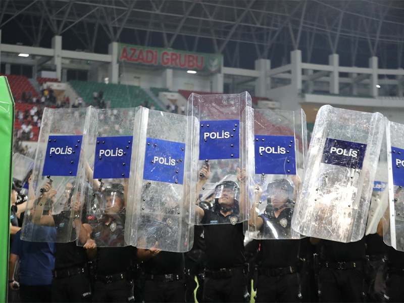 Amedsporda Hakeme Isyan Futbolun Katili Dudugunu As (1)