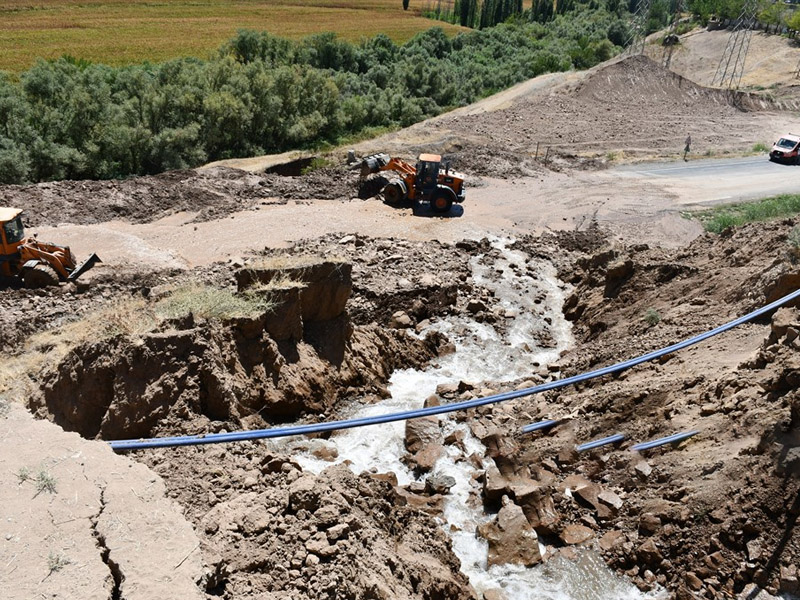 Batman Bismil Karayolu Ulaşıma Kapandı