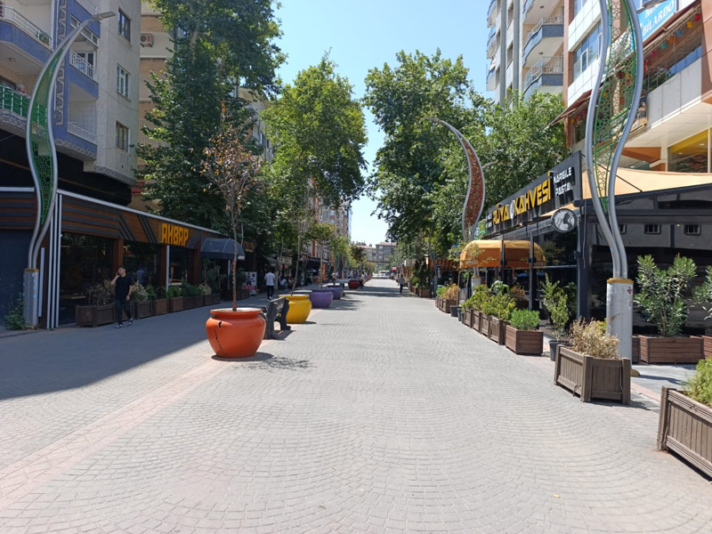 Diyarbakır Sıcağı Kafeleri Vurdu, Esnaf Enerji Desteği Talep Etti3