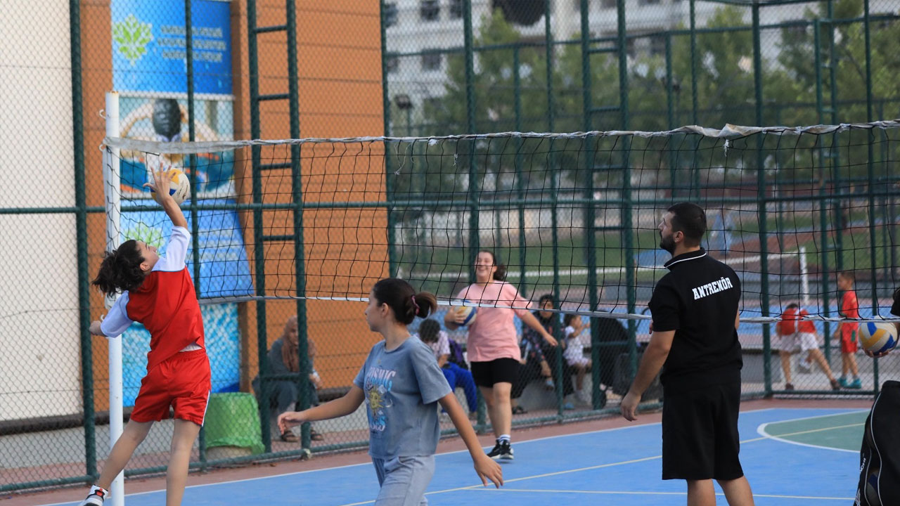 Diyarbakir Spor. 2