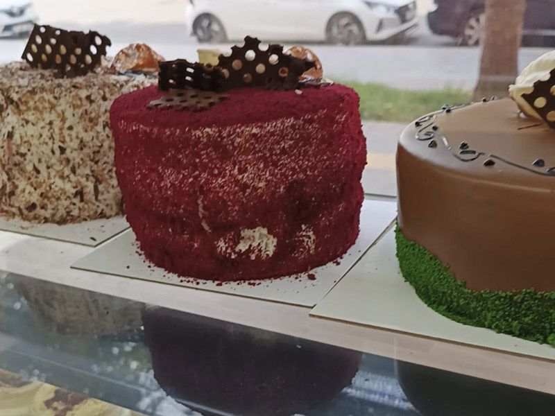 Diyarbakır’da Esnaf Ürününü Böyle Çöpe Attı3