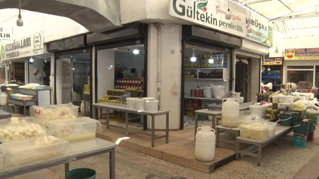 Diyarbakır'da Peynire 30 Lira Zam, Kilosu 300 Tl'ye Çıktı3