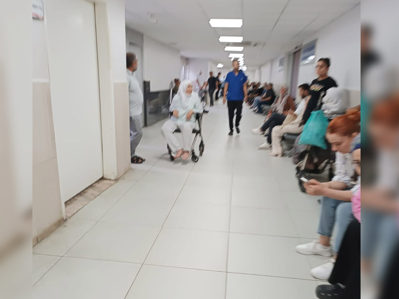 Diyarbakır'daki Hastanede Sistem Gitti, Hastalar Mağdur2