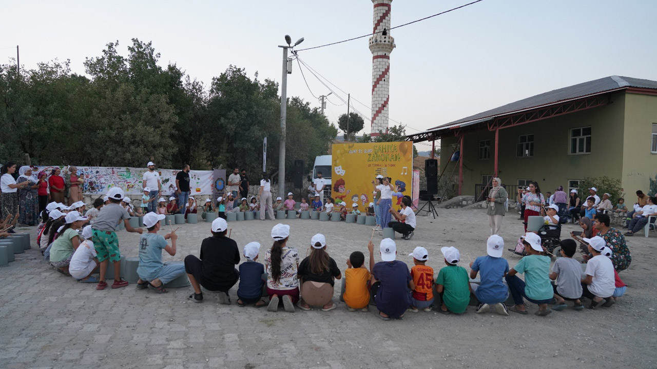 Diyarbakır’ın 8 Ilçesinde Çocuklar Için Şenlik