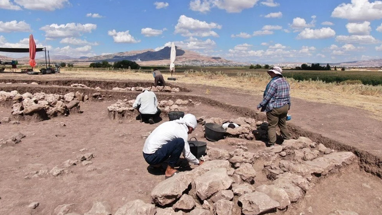 Diyarbakır’ın Ergani Ilçesi, Tarihe Meydan Okuyor2