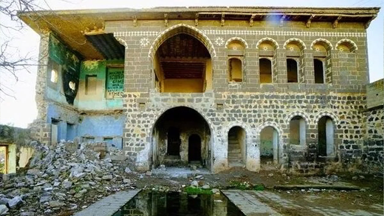 Diyarbakirin Koskleri Bir 1 Zamanlar Ihtisam Bugun Sessiz Taniklar