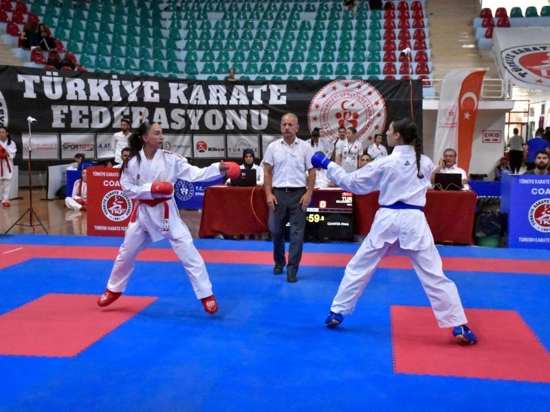 Nazli1