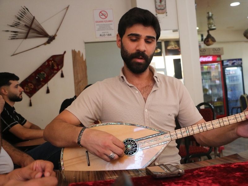 Saz2