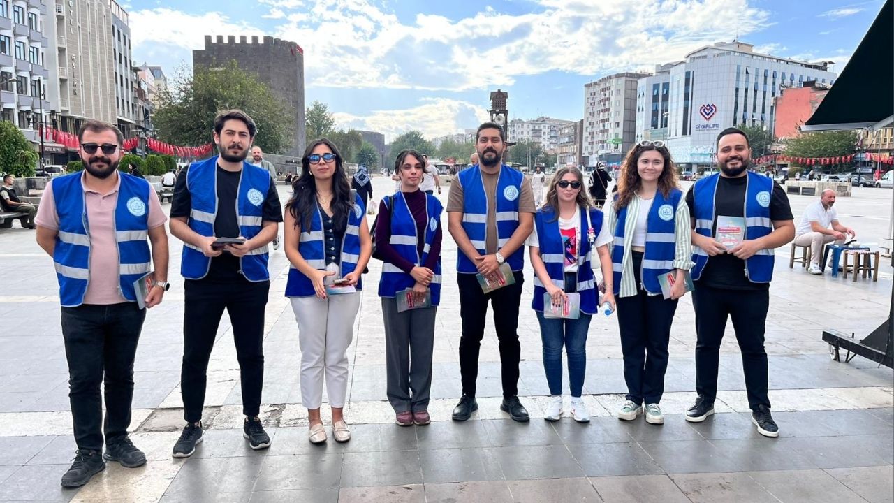 Diyarbakir Cocuk Destek Hatti 1