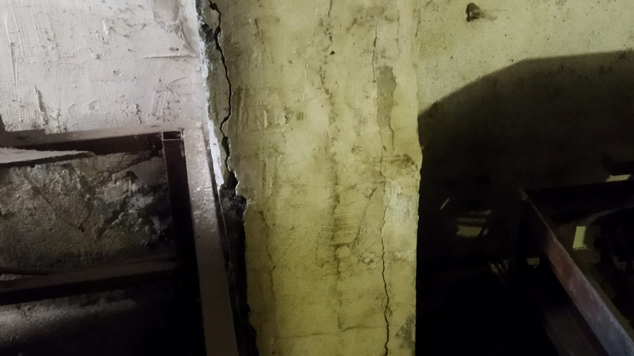 Diyarbakır'da Bu Bina Her An Çökebilir3