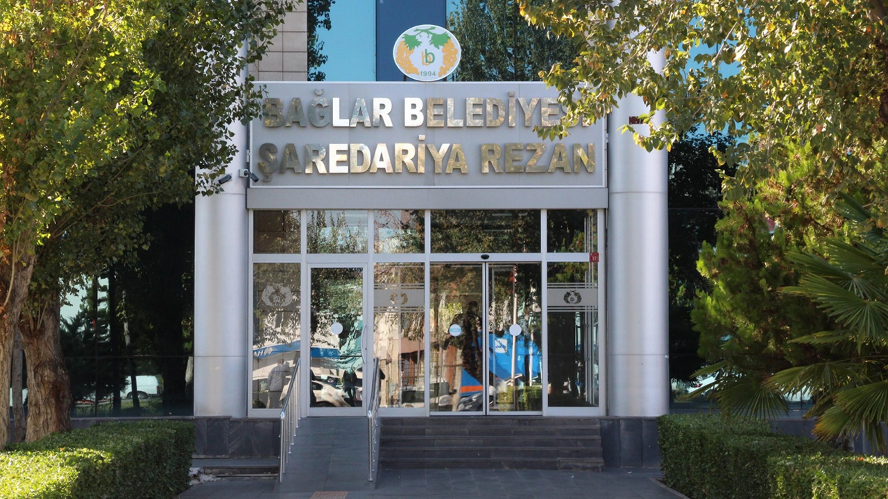 Diyarbakır’da Dem Partili Belediyeden Ak Parti'ye 'Temizlik' Yanıtı3