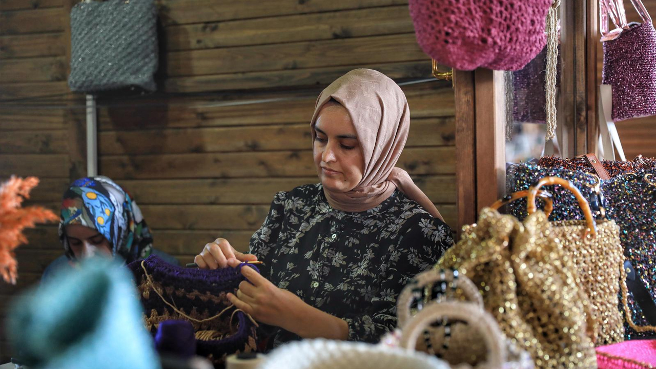 Diyarbakır'da Kayyım Sonrası Kadına Pozitif Ayrımcılık Hamlesi!