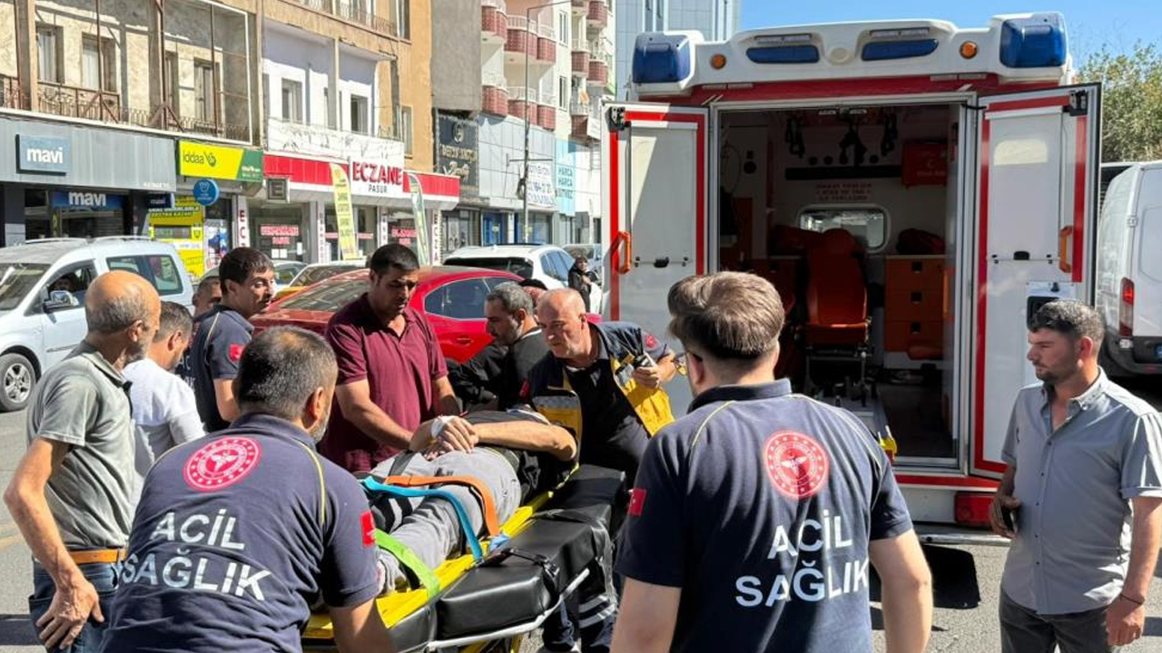 Diyarbakır’da Otomobilin Çarptığı Yaya Ağır Yaralandı