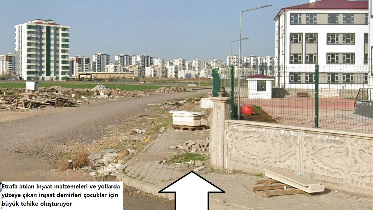 Diyarbakır’da Sahipsiz Bir Yol! Bir Mahalle Ve Binlerce Öğrenci Mağdur3