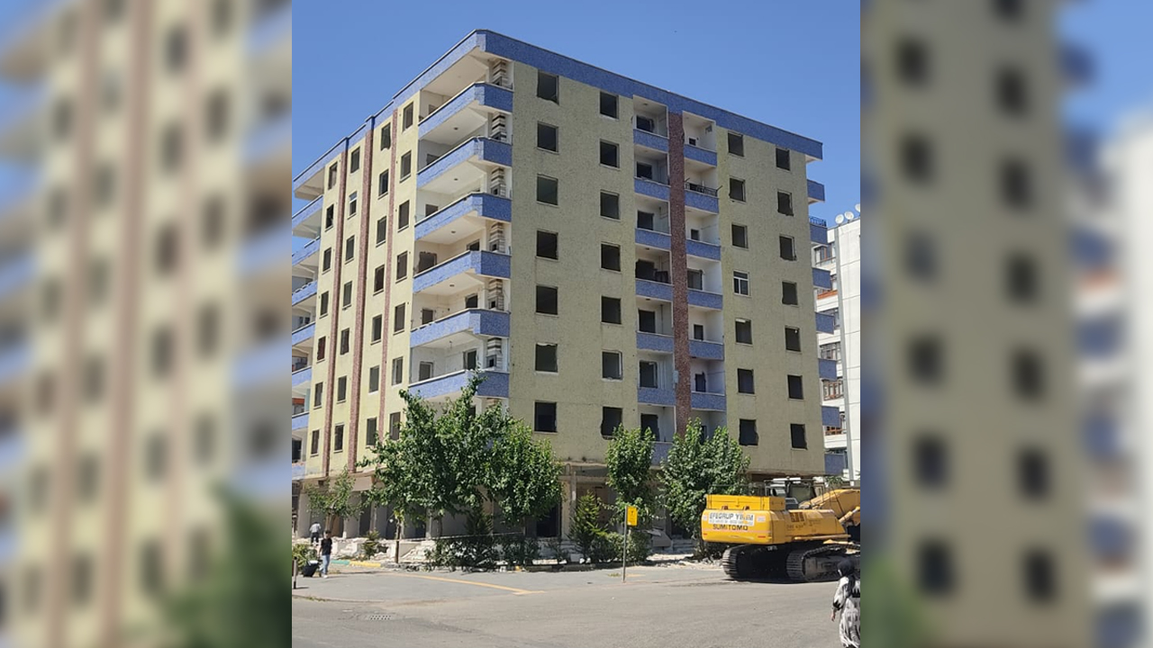 Diyarbakır'da Temeli Kaldırılmadan Başlanan Inşaata Tepki3