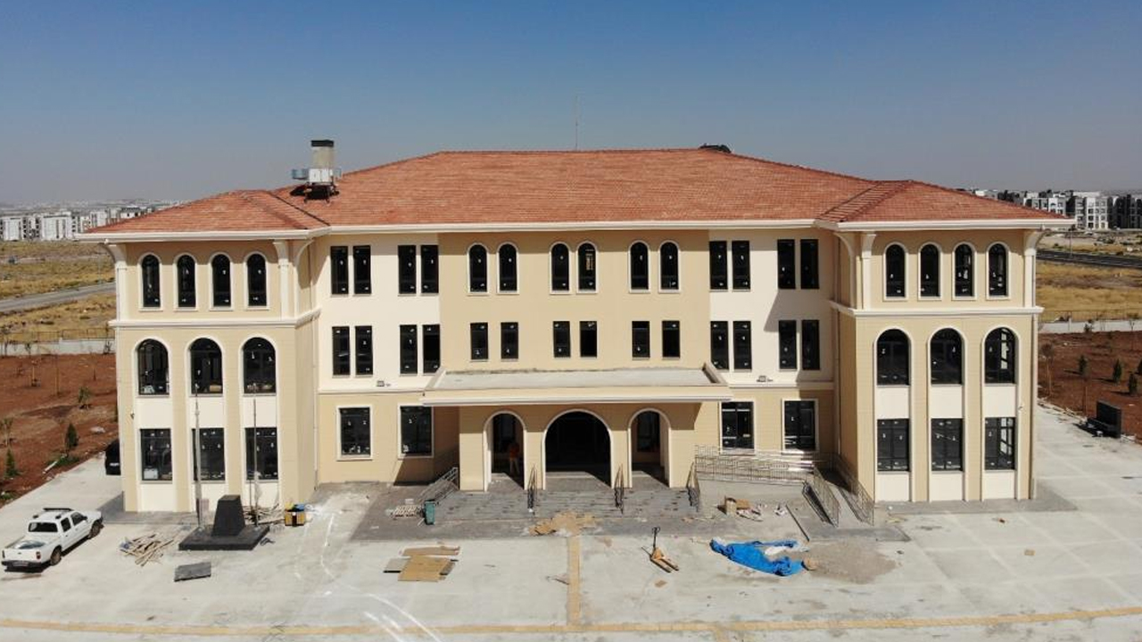 Diyarbakır'daki Okullarda 255 Milyon Liralık Onarım1