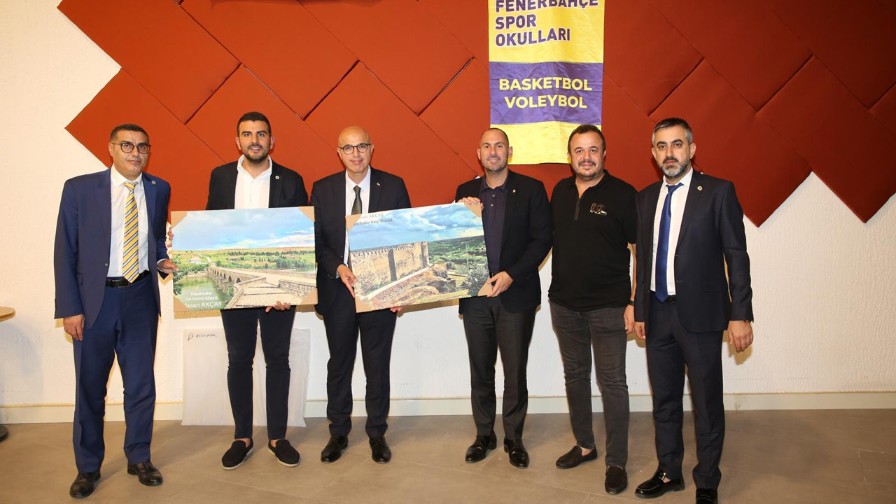 Fenerbahçe'den Kongre Öncesi Diyarbakır Çıkarması3
