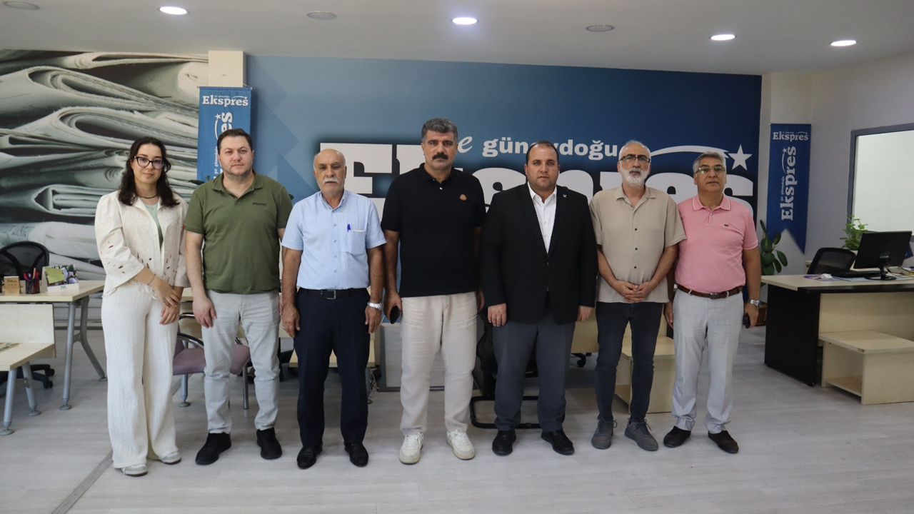 Yeniden Refah Partisi’nden Ekspres’e Ziyaret