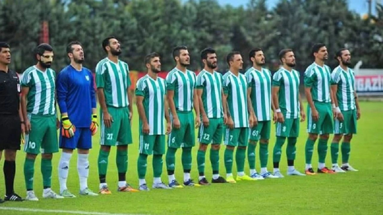 12Bingölspor, 3. Ligin Tozunu Atıyor