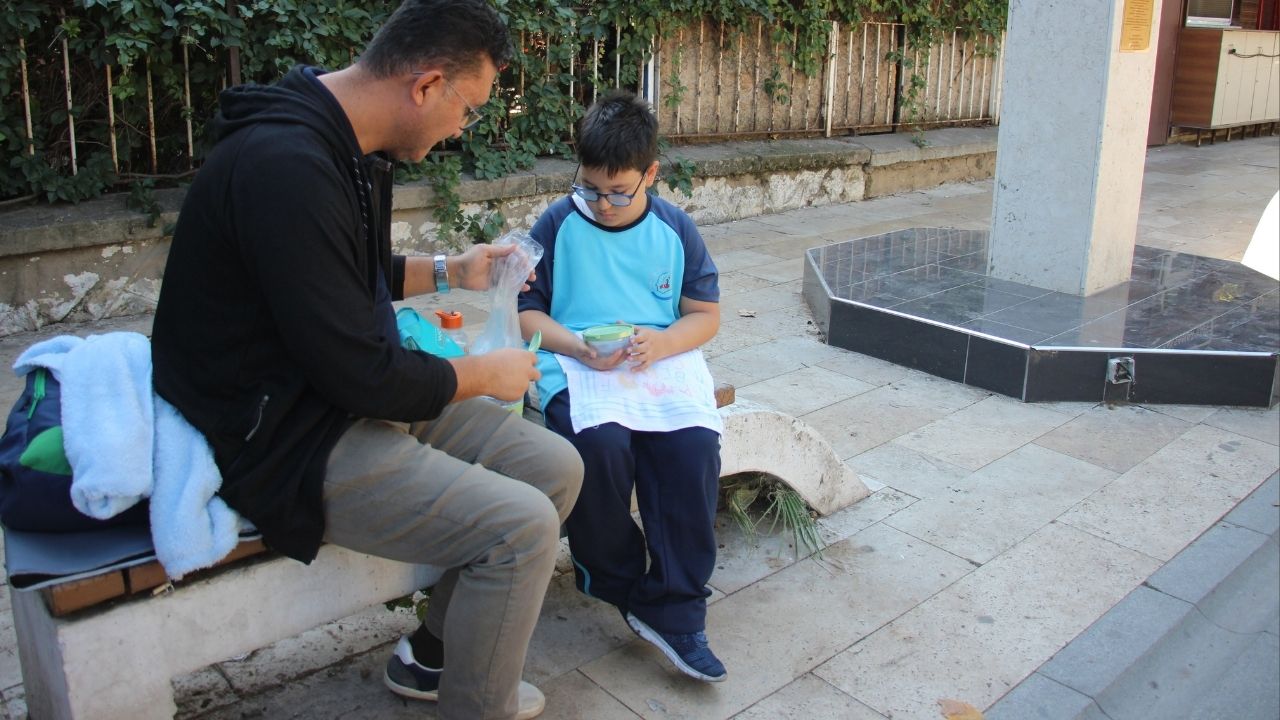 Aydin Efeler Okul Yemek 1