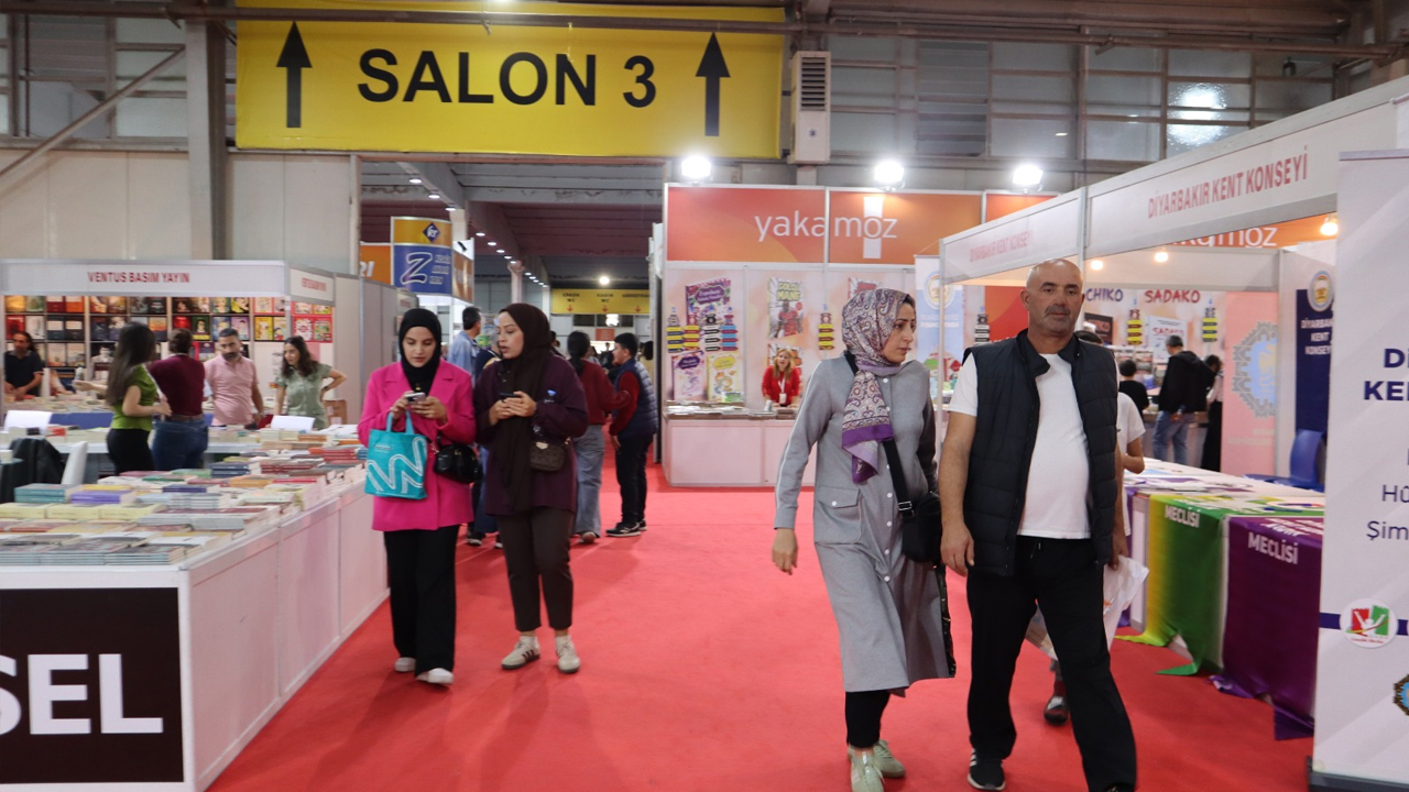 Diyarbakır 9. Kitap Fuarı’na Kürtçe Yayınlar Damga Vurdu2