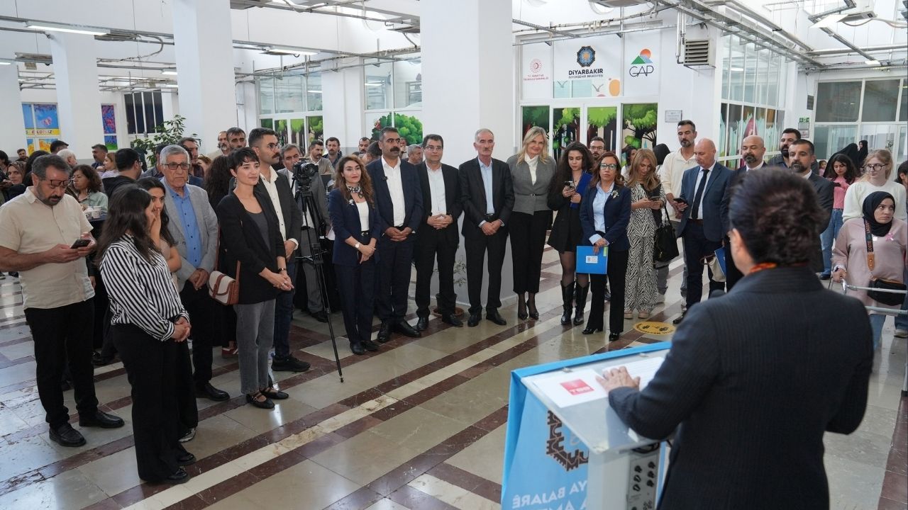 Diyarbakir Dijital Genclik Merkezi 1