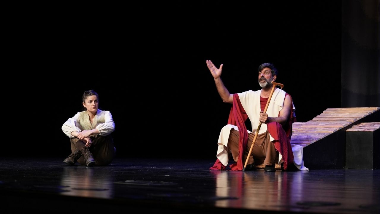 Diyarbakir Tiyatro 1