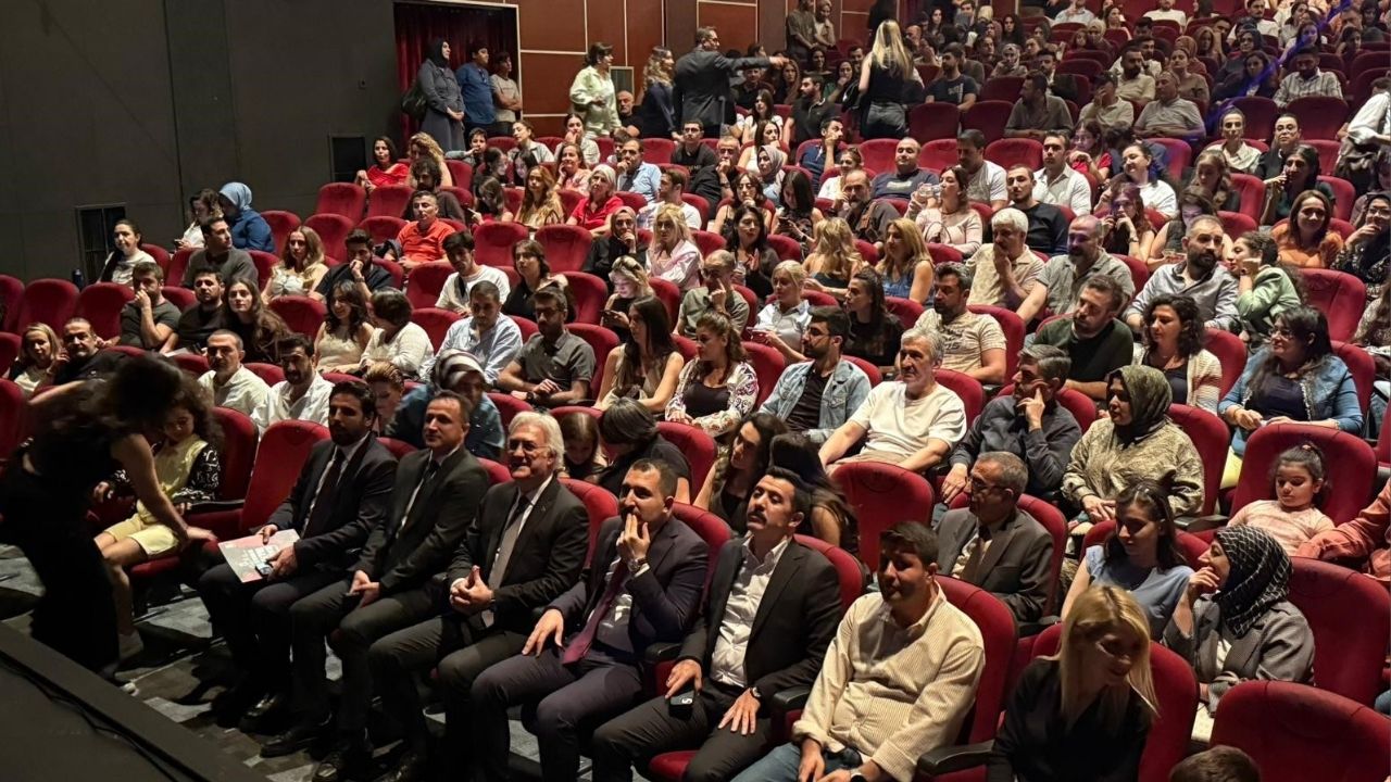Diyarbakir Tiyatro Festival 1