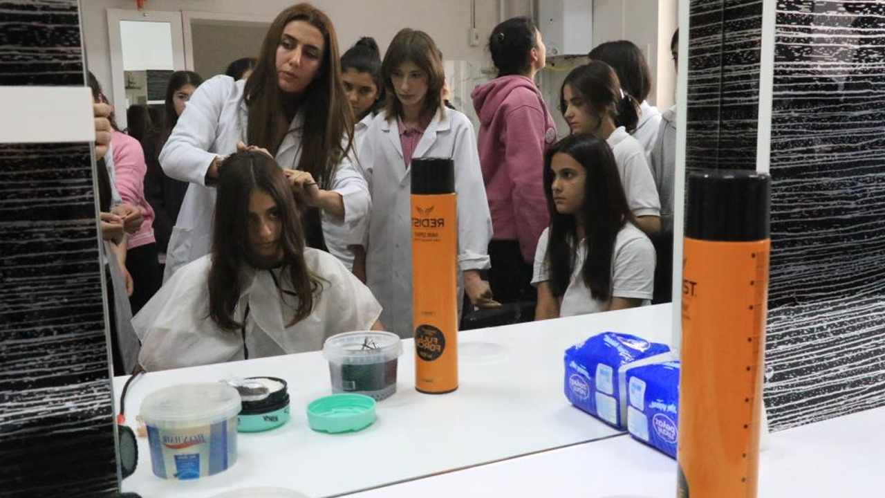 Diyarbakır’da Fabrika Gibi Bir Okul