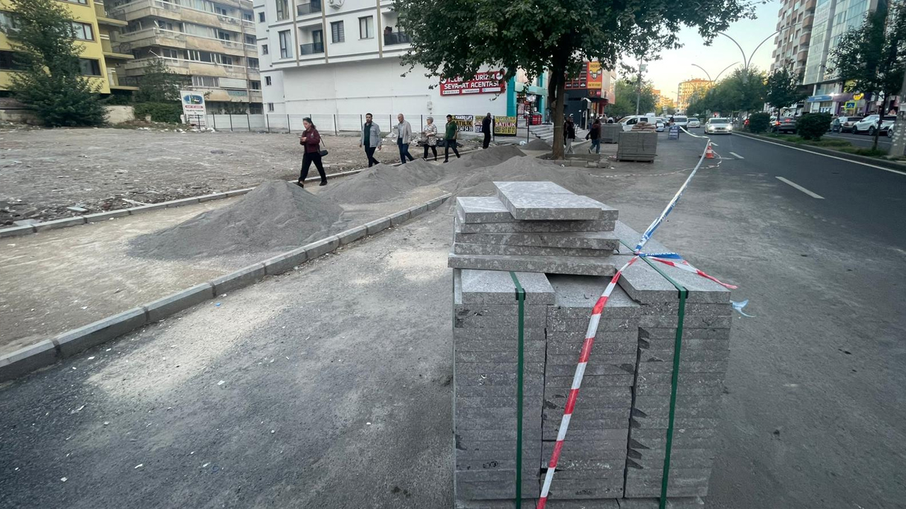Diyarbakır’da Kaldırım Sorununa Çözüm3