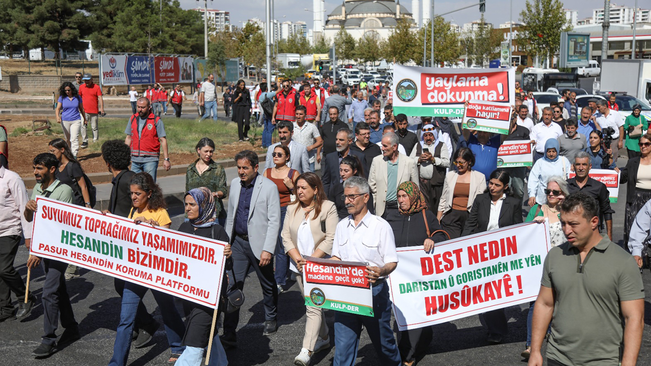 Diyarbakır’da Köylüler Mahkeme Önünden Seslendi2