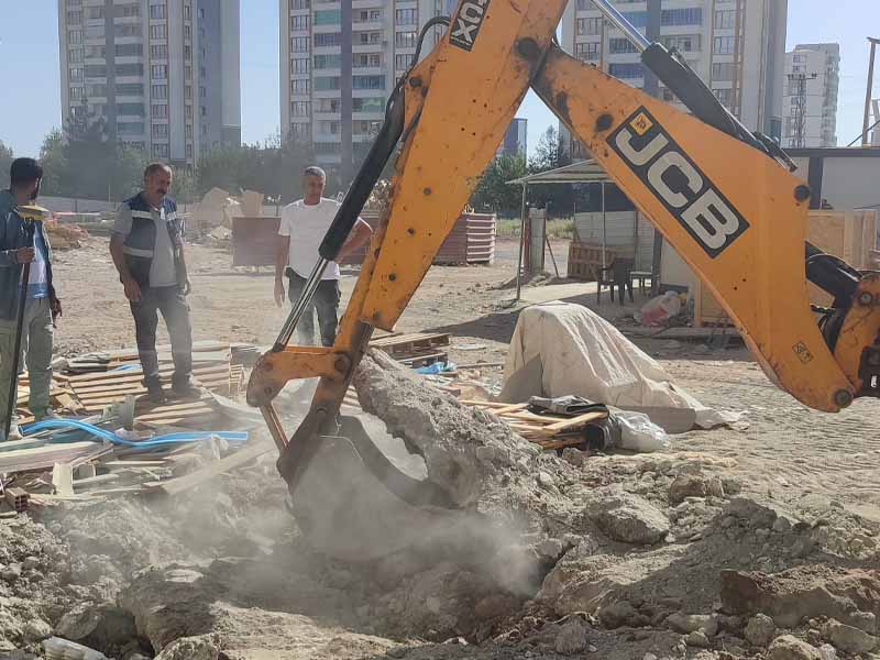 Diyarbakır’da Lağım Krizi! Ekspres Yazdı, Di̇ski̇ Müdahale Etti3