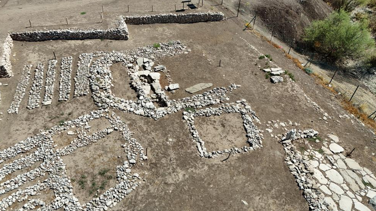 Diyarbakır’daki Ilk Musalla Taşı Aydınlattı1